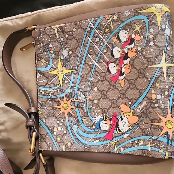 Gucci Blue and Brown Crossbody Bag with Playful Cartoon Accents - Picture 2 of 4